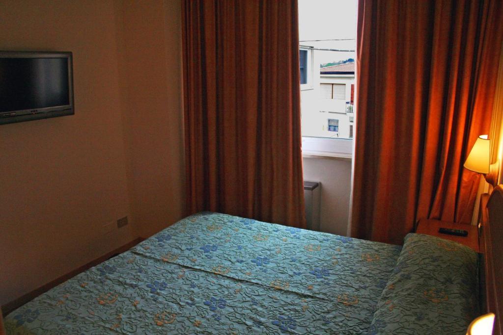 Hotel Scogliera Numana Habitación foto