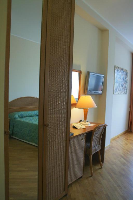 Hotel Scogliera Numana Habitación foto